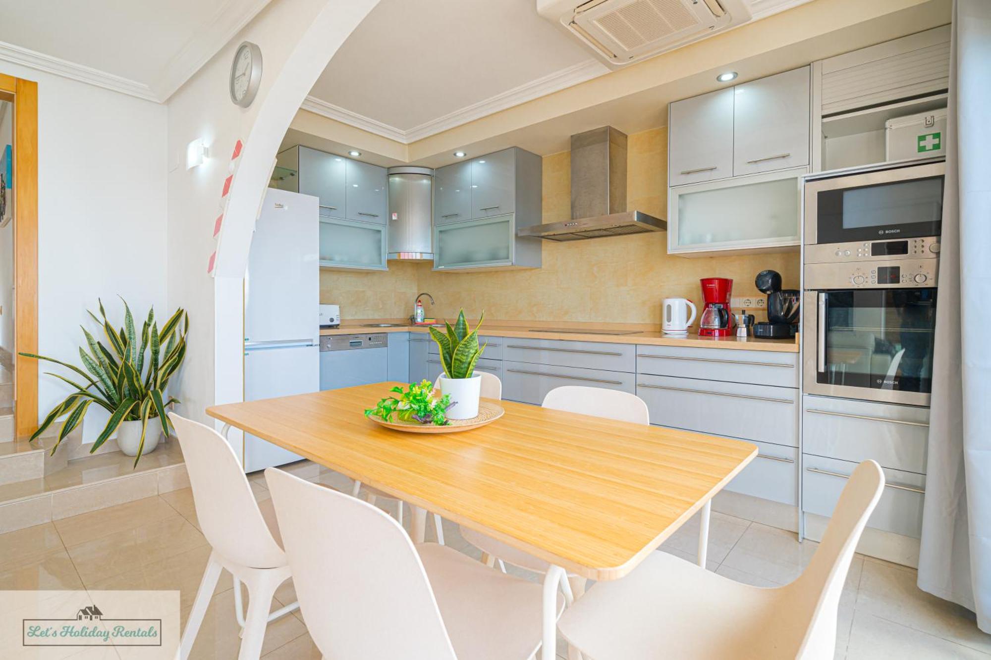 Piso Primera Linea Jakarta 3 Sea View エル・カンページョ エクステリア 写真